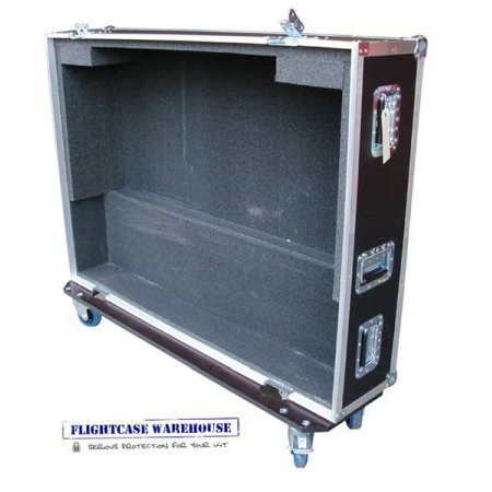 Soundcraft GB8 24 Ch Flight Case Inc Dog Box